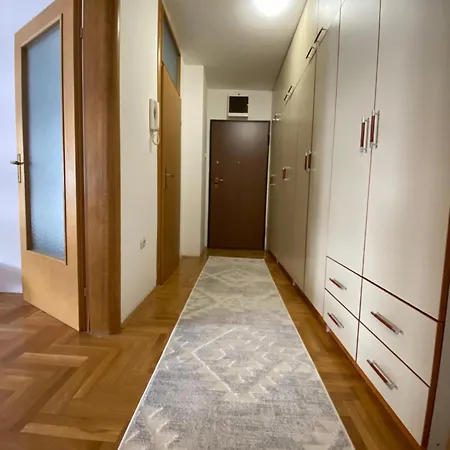 Aleja Centar Apartamento *